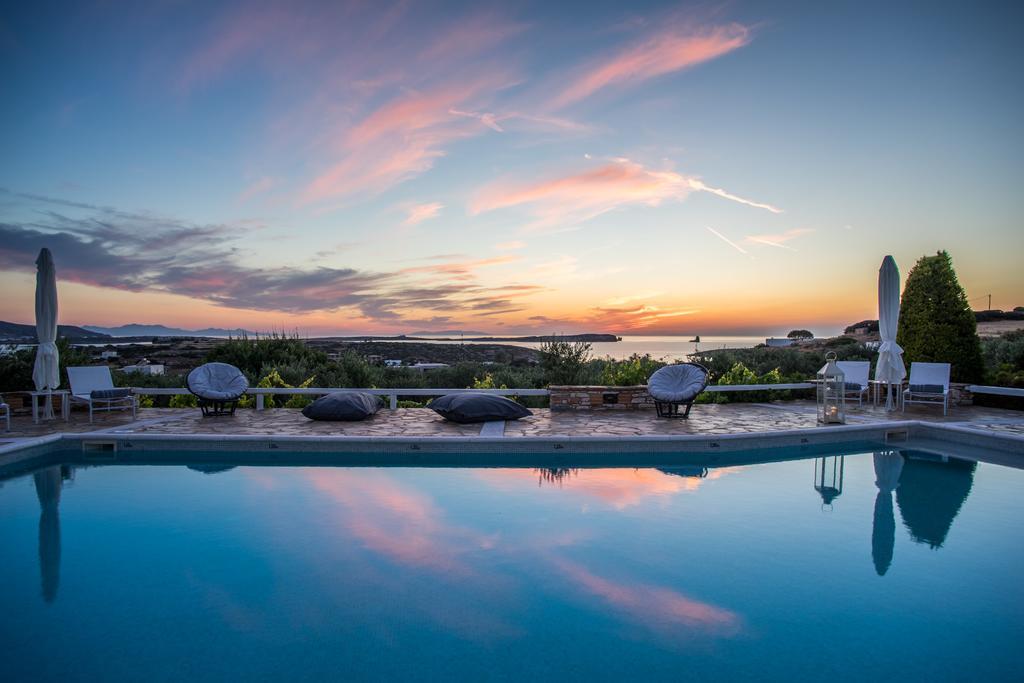 Agia Irini Cove Agia Irini (Paros)