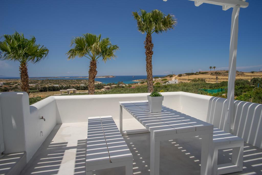 Agia Irini Cove Agia Irini (Paros)